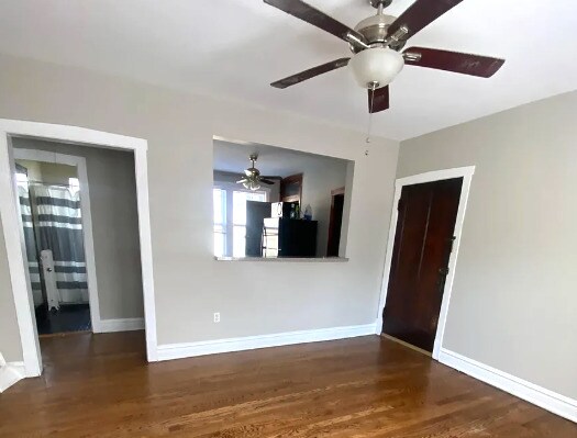 Foto del edificio - 4752 N Lotus Ave