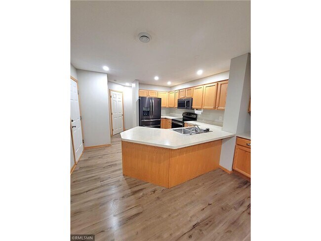 Foto del edificio - 3553 Sterling Heights Dr