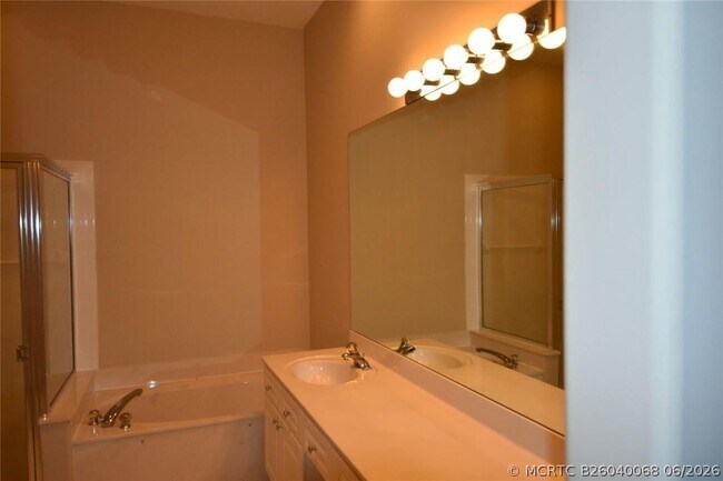 Building Photo - 157 Spyglass Way