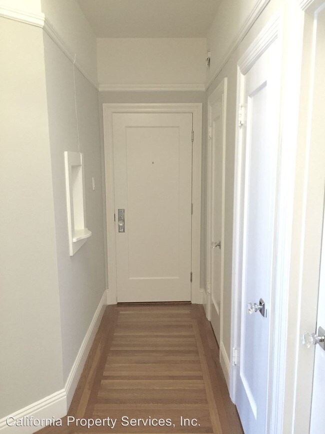 Foto del edificio - 3445 Pierce St