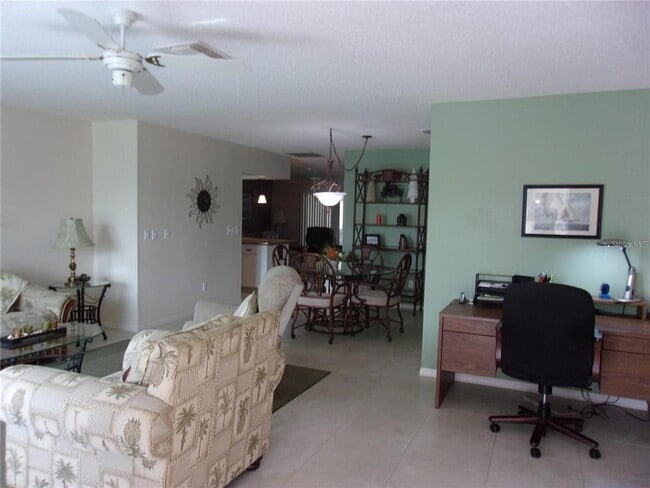 Building Photo - 1814 Columbine Pl