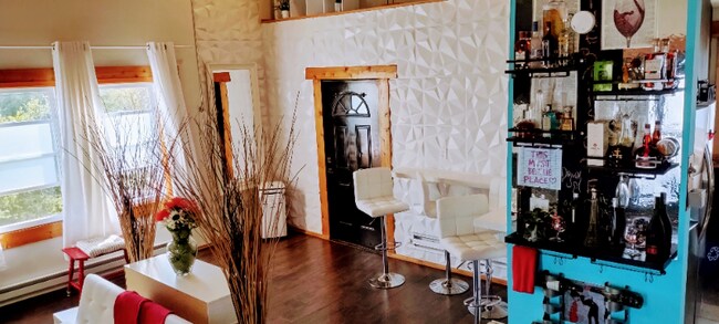 Building Photo - 3306 Powhatan Ave