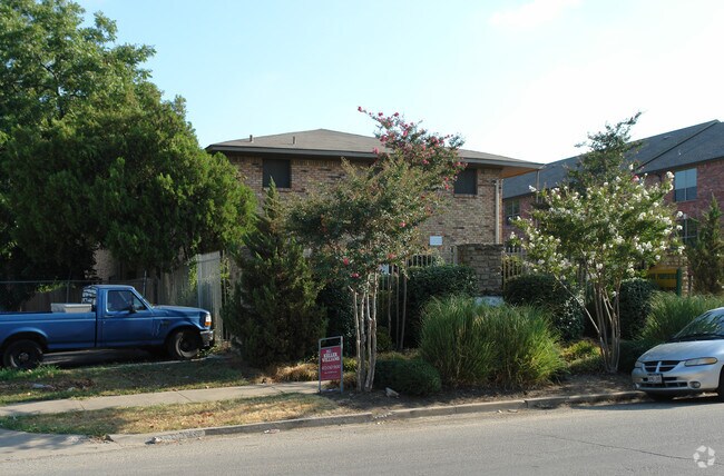 Foto del edificio - 5217 Bryan St