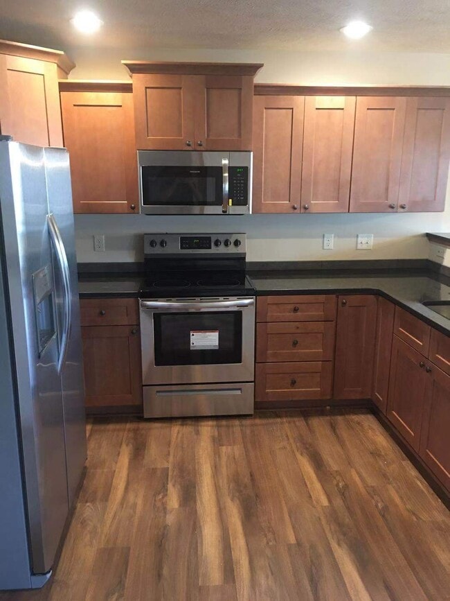 Building Photo - 9005 Buckshot Rd