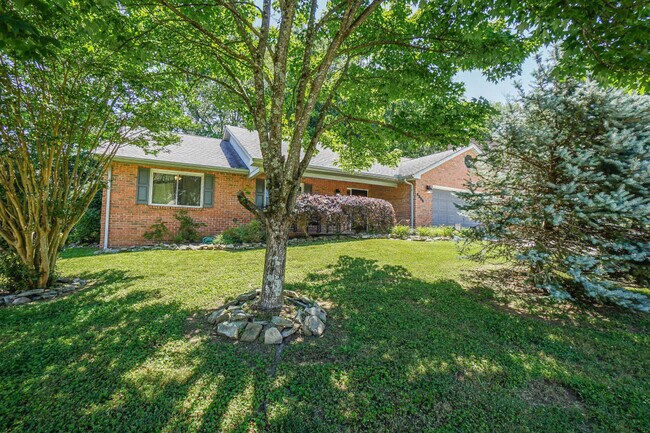 Building Photo - 4888 Masters Dr
