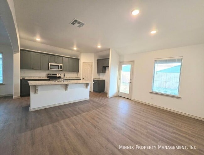 Foto del edificio - 1328 Bajada St