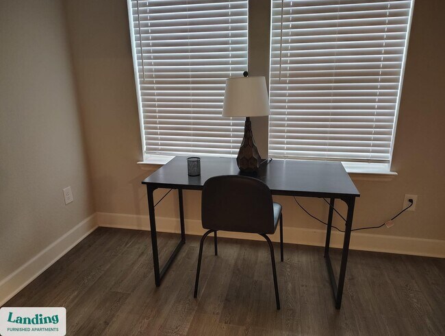 Foto del edificio - 120 NW 148th Terrace