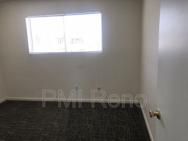 Building Photo - 2560 E St