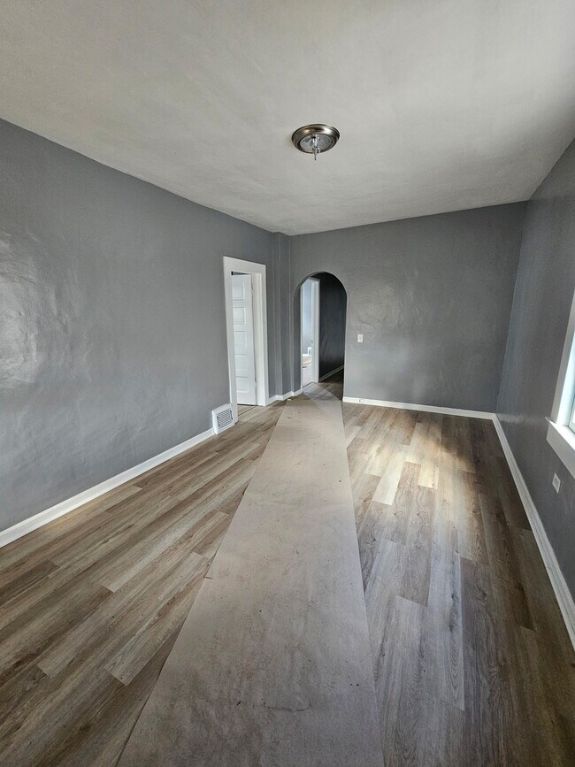 Foto del edificio - 7815 Rosewood Ave