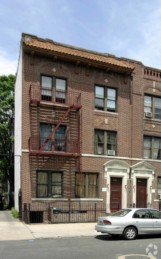 Primary Photo - 3013-3019 Newkirk Ave