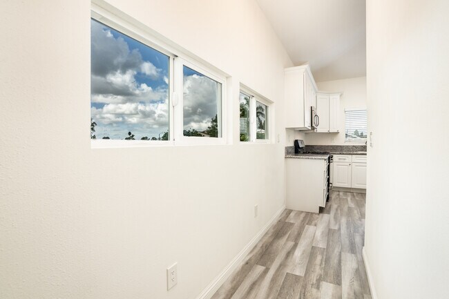 Foto del edificio - 14584 Highcrest Cir