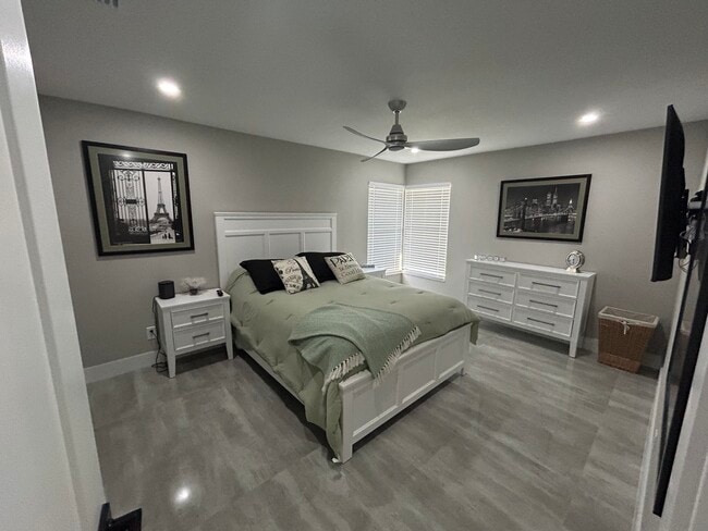 Photo - 16992 Timberlakes Dr House