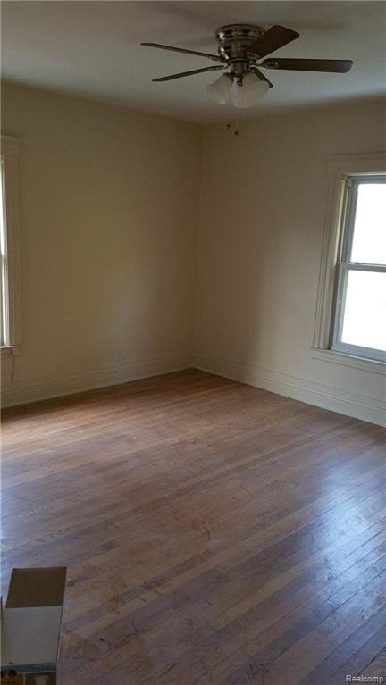 Building Photo - 224 Holbrook Ave