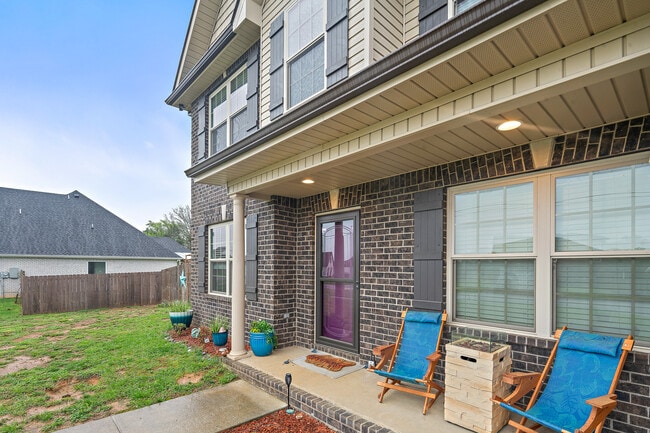 Photo - 305 Oleander Ln House