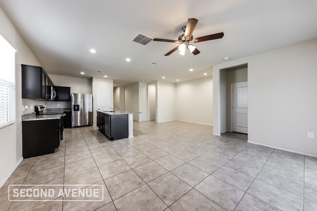Building Photo - 18363 W Artemisa Ave
