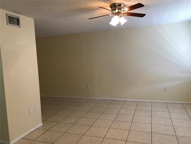 Foto del edificio - 1219 68th Ave Dr W