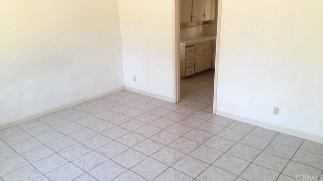 Foto del edificio - 935 W Santa Fe Ave