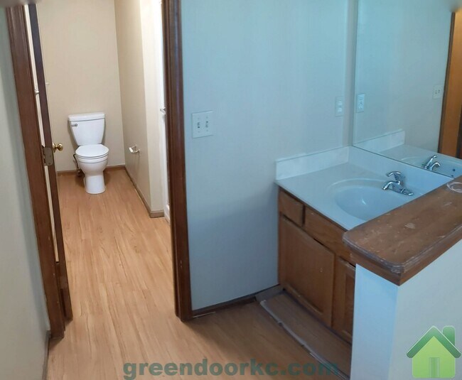 Foto del edificio - 524 Kenneth Ln