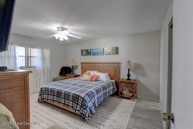 Foto del edificio - 520 Palm Springs Blvd