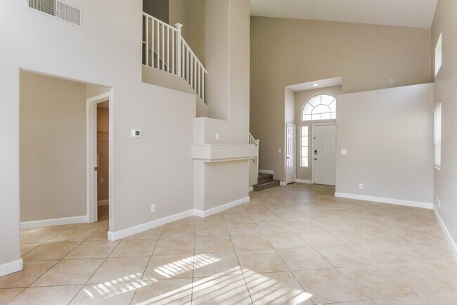 Building Photo - 2189 Lovely Rita Ct