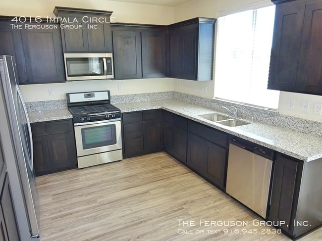 Building Photo - 4016 Impala Cir
