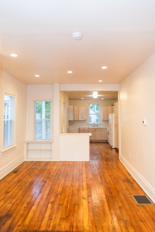 Foto del edificio - 3885 N 6th St