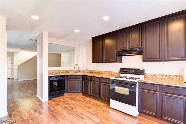 Foto del edificio - 9450 Forbes Field Ct