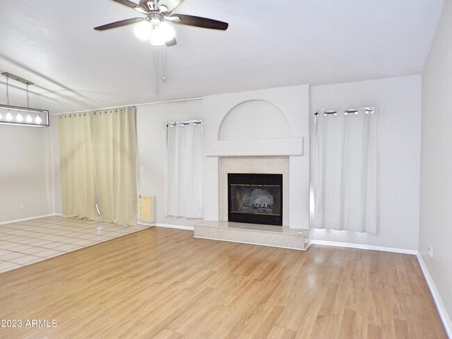 Building Photo - 5056 E Santiago Ct