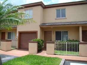 Building Photo - 3846 NW 115th Ave