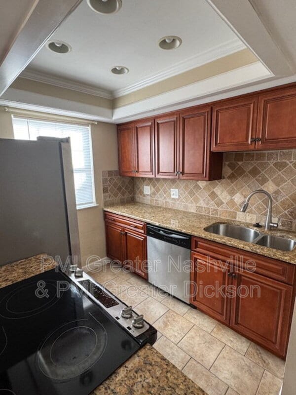 Foto del edificio - 8207 Sawyer Brown Rd