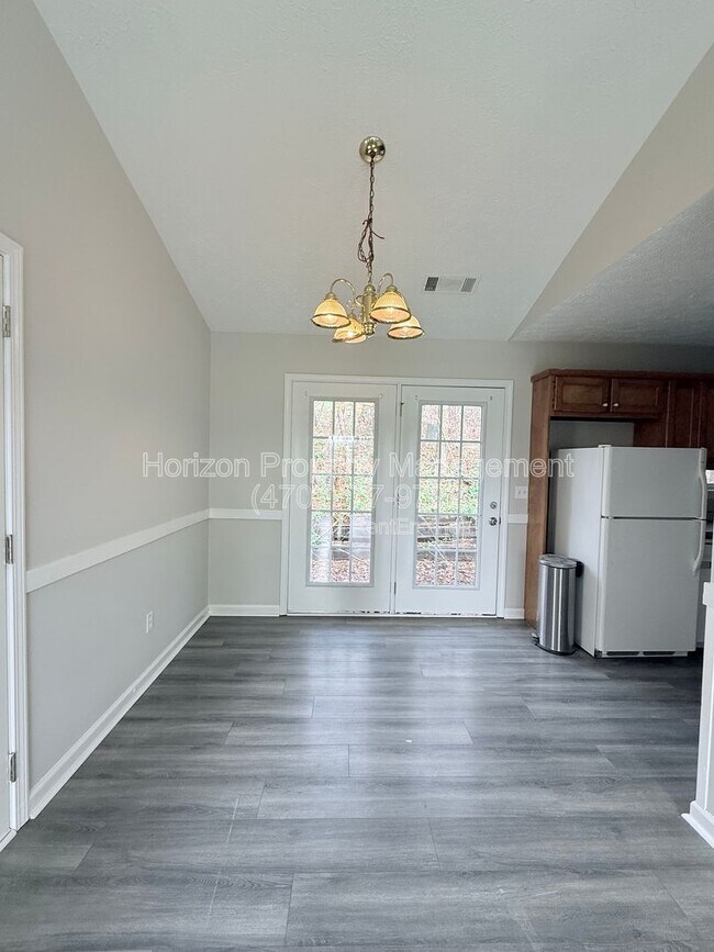 Foto del edificio - 6825 Crystal Cove Trail