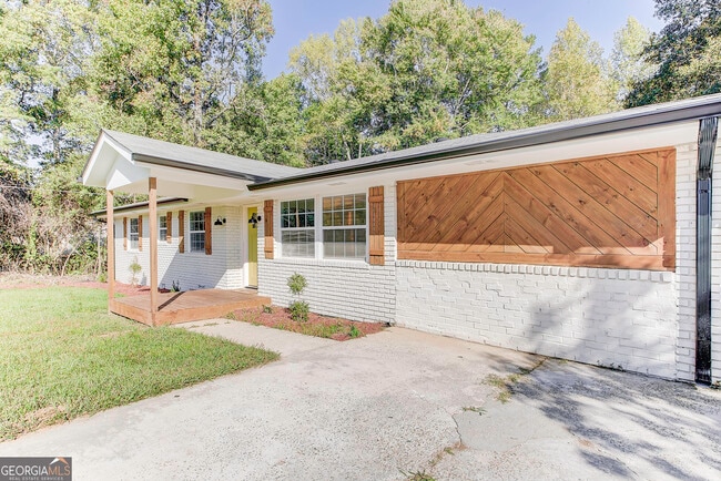 Building Photo - 485 Hood Ave