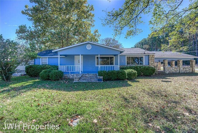 Foto del edificio - 3 br, 2 bath House - 111 Watson Rd