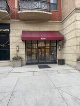 Building Photo - 1301 W Madison St