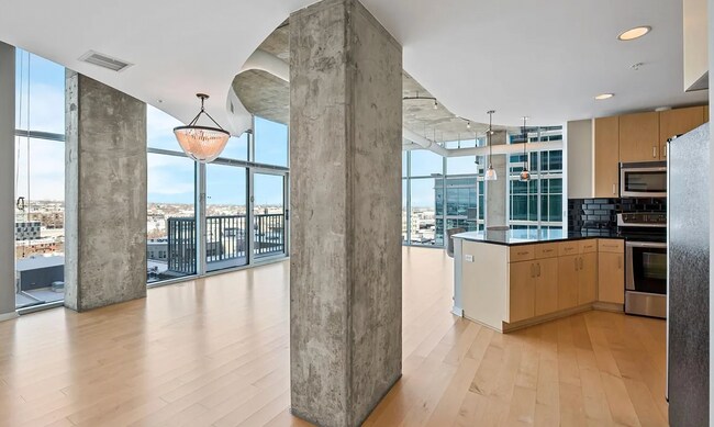 Foto del edificio - 1700 Bassett St