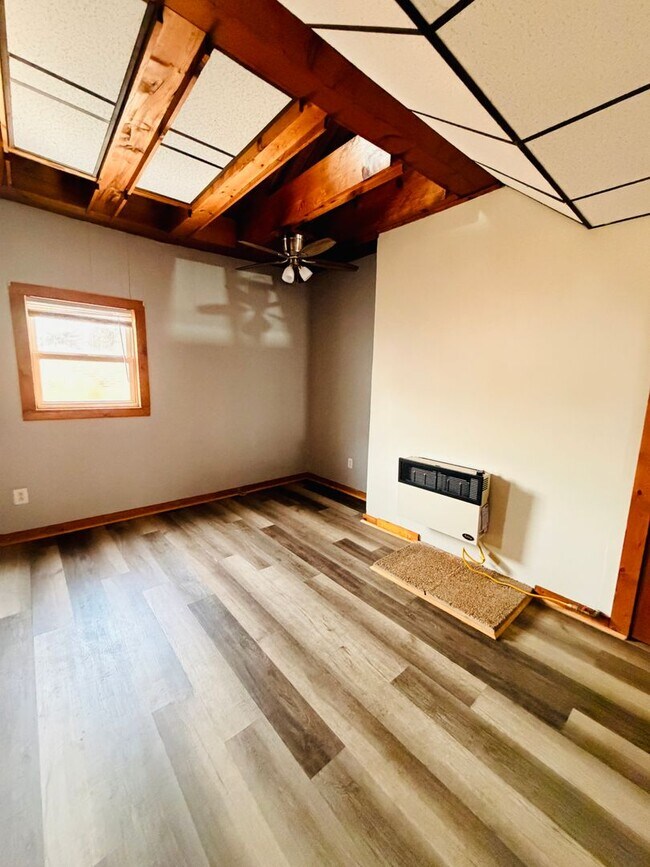 Building Photo - 21 Kosciusko Way