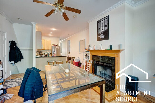 Foto del edificio - 3739 N Sheffield Ave