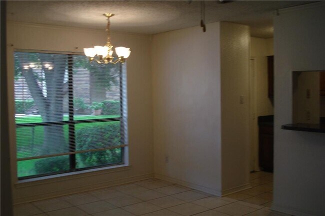 Building Photo - 1104 Horizon Trail