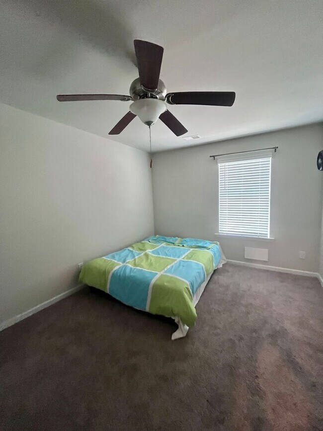 Building Photo - Nice home in Atlanta Area