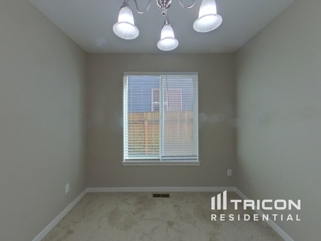 Foto del edificio - 6500 NE 86th Ave