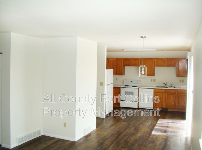 Building Photo - 6608 Kevin Dr