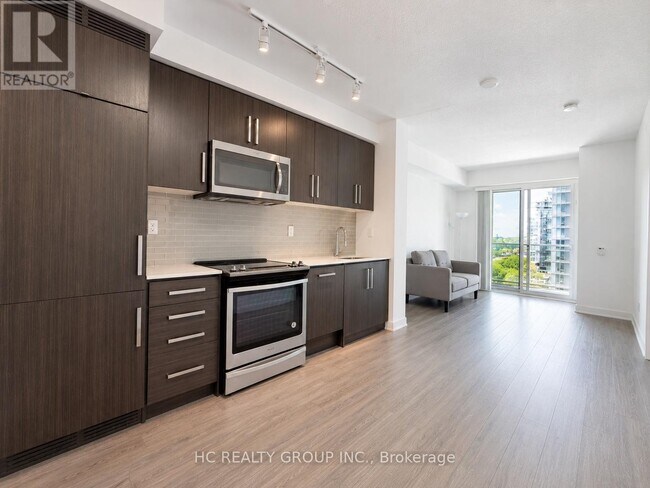 Photo du bâtiment - 5180 Yonge St