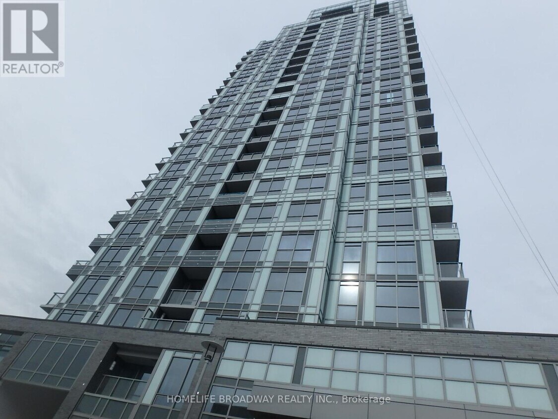 Photo principale - 18-518 Graydon Hall Dr