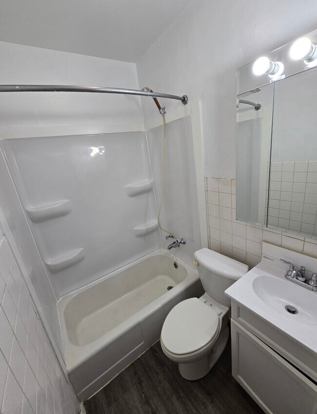 Foto del edificio - 1821 40th St