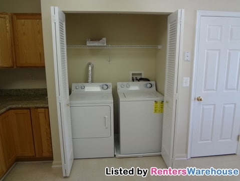 Building Photo - 5474 Glenthorne Ct