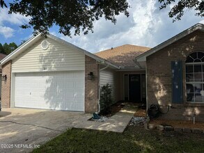Building Photo - 96676 Commodore Point Dr