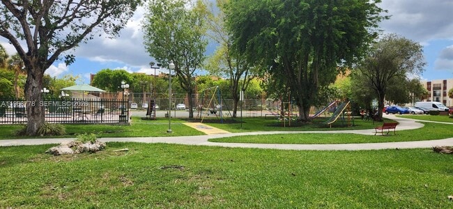 Building Photo - 9440 W Flagler St