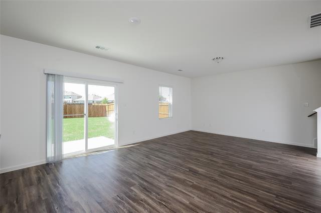 Building Photo - 529 Canoe Way