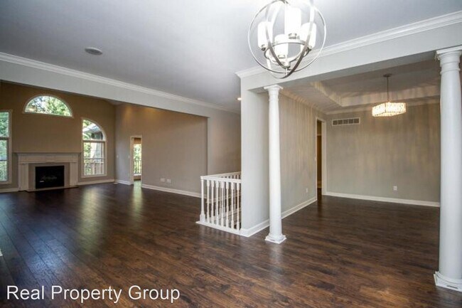 Building Photo - 5 br, 4 bath House - 2709 Chapel Wood Terr