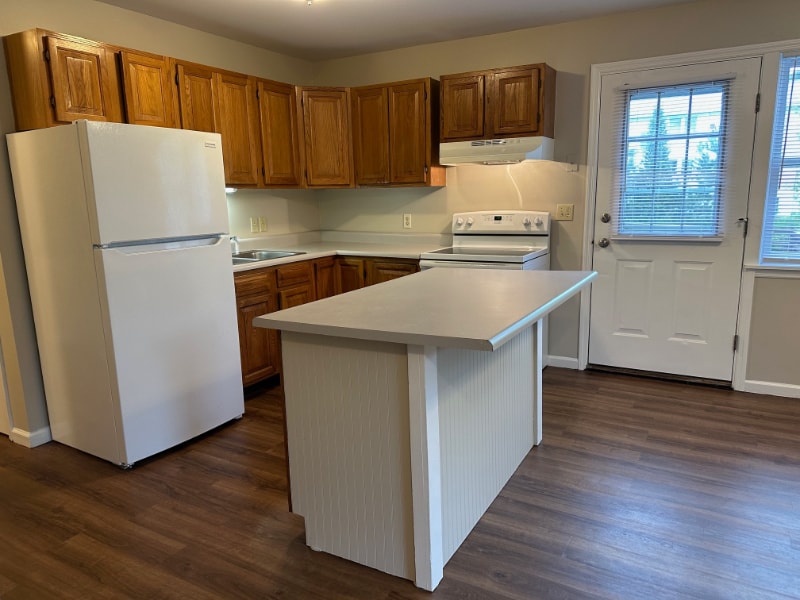 Photo - 2 Brickyard Rd (Essex Junction, VT)